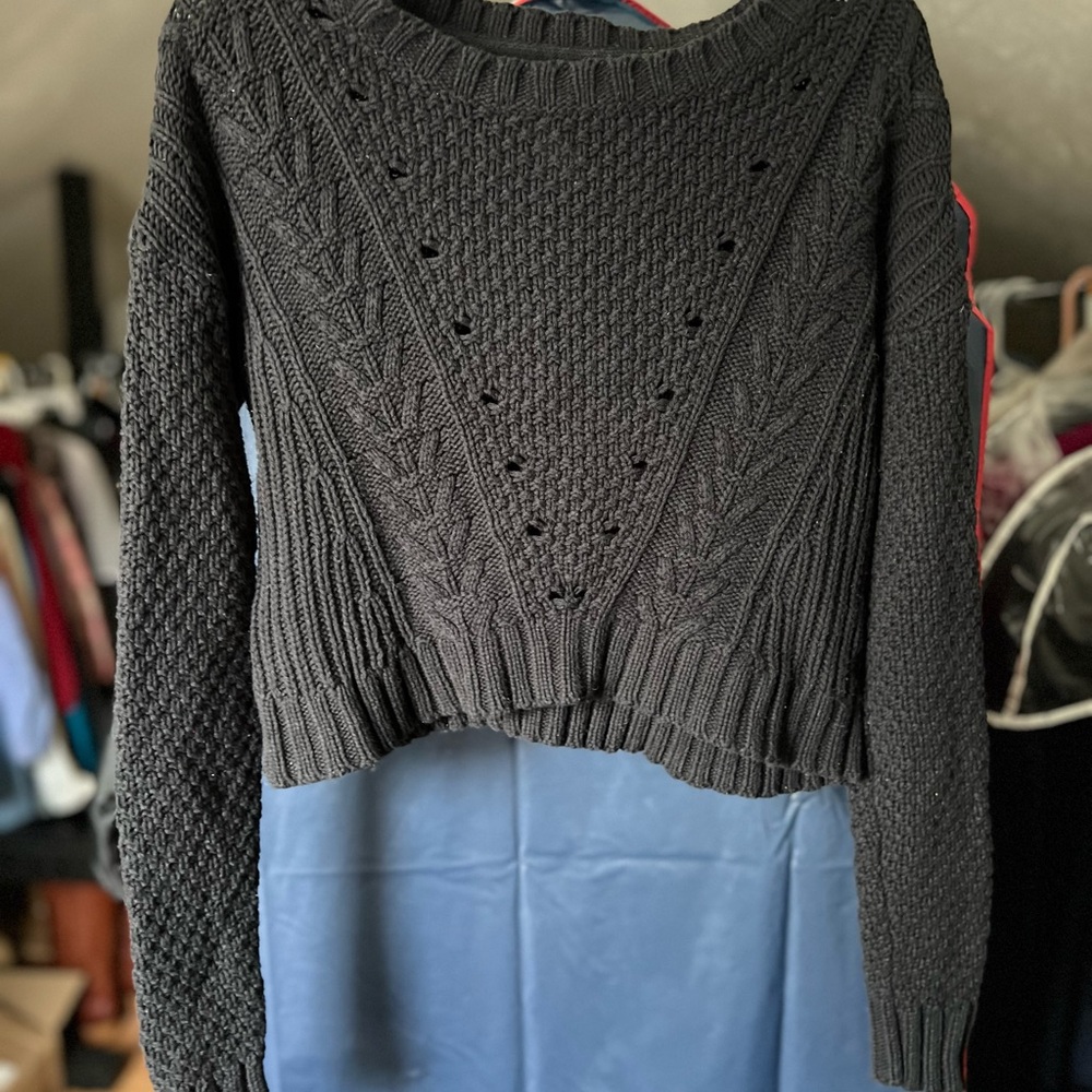 Black Cropped Knit Sweater
